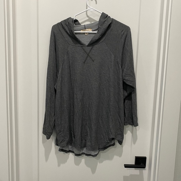 Long Sleeve Hooded Shirt - Picture 2 of 6